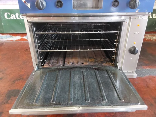 BLUE SEAL COMMERCIAL GAS OVEN WITH FLAT TOP GRIDDLE 