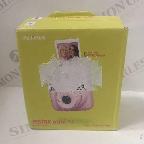 BOXED FUJIFILM INSTAX MINI 12 INSTANT CAMERA