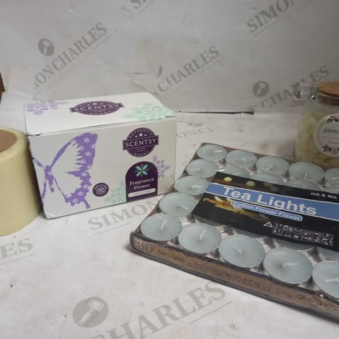 LOT OF APPROXIMATELY 12 ASSORTED CANDLES & WAX MELTS