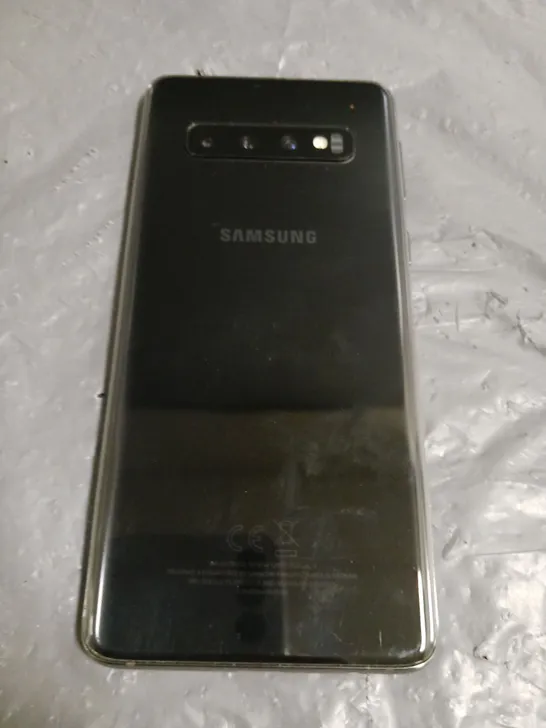 SAMSUNG GALAXY S10 SMARTPHONE