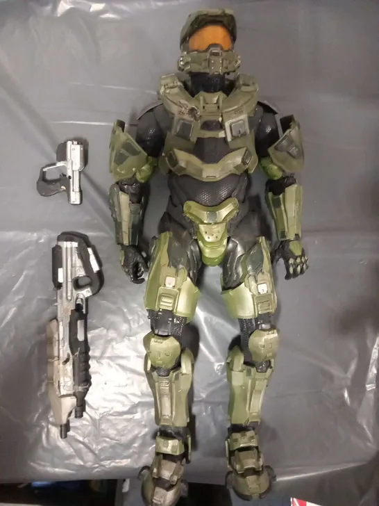 HALO MASTER CHIEF DELUXE 18" ACTION FIGURE