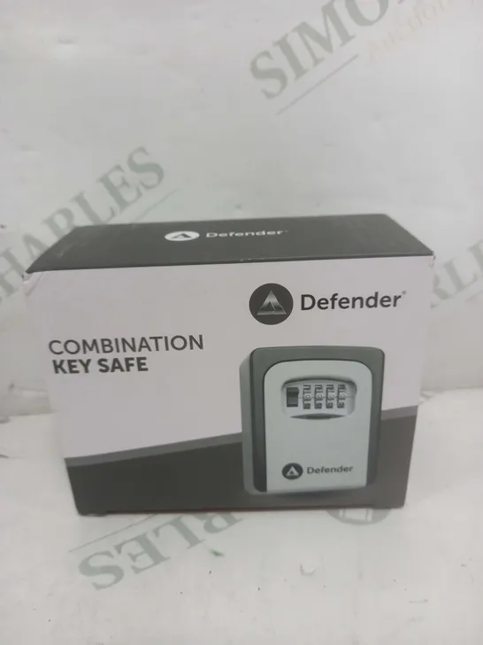 DEFENDER WALL MOUNTED KEY SAFE