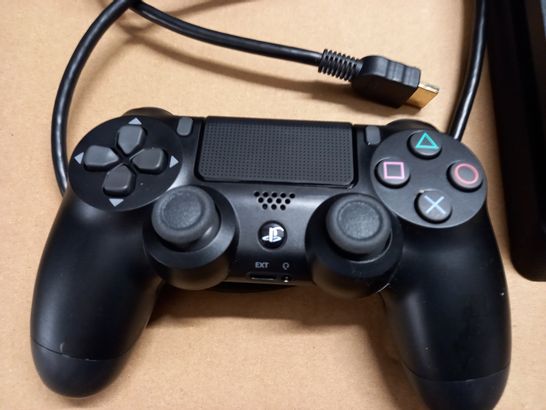 UNBOXED SONY PLAYSTATION 4 CONSOLE WITH CONTROLLER - SIZE UNKNOWN