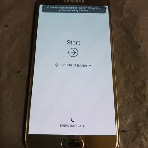 SAMSUNG GALAXY S7 SMARTPHONE IN GOLD