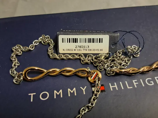 TOMMY HILFIGER TWIST THEMED NECKLACE