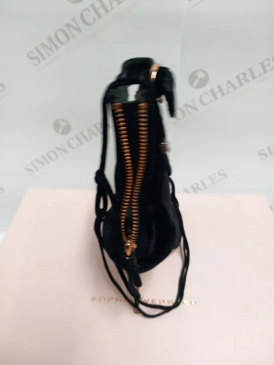 BOXED PAIR OF SOPHIA WEBSTER SELINA BLACK AD ROSE GOLD SANDAL BOOTIE SIZE 38