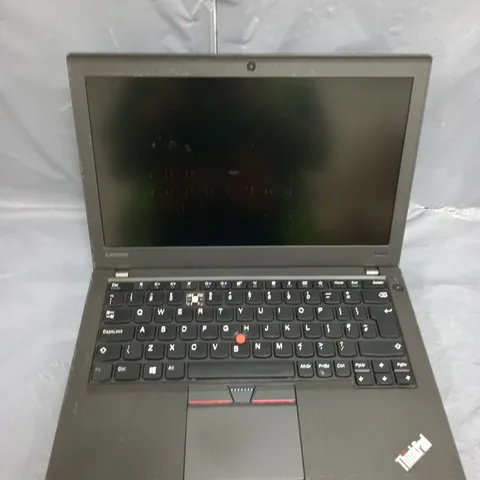 LENOVO THINKPAD A275 12 INCH AMD PRO A12-8830B R7