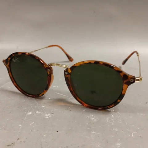 RAY-BAN TORTOISE SHELL DESIGN ROUND LENS SUNGLASSES 