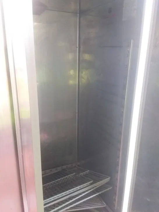 LARGE DISPLAY FRIDGE 