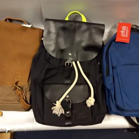 LOT OF 3 ASSORTED BACKPACKS TO INCLUDE FORBES & LEWIS AND MANHATTAN PORTAGE 