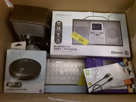 BOX OF ASSORTED ELECTRONIC PRODUCTS INCLUDING CD PLAYER, BLUETOOTH FM RADIO, KEYBOARD, CHARGING CABLE