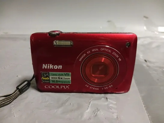 NIKON COOLPIX S4300 DIGITAL CAMERA