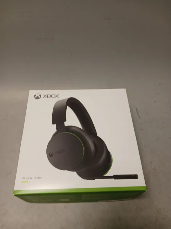 XBOX WIRELESS HEADSET FOR XBOX SERIES X/S, ONE AND WINDOWS