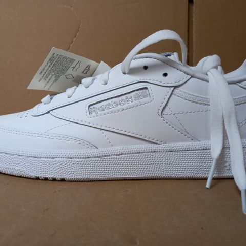BOXED PAIR OF REEBOK TRAINERS (WHITE), SIZE 6.5 UK
