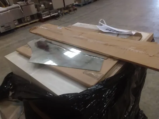 PALLET OF ASSORTED BATHROOM PARTS