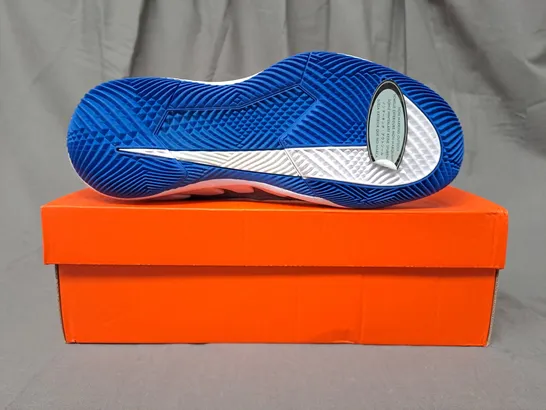 BOXED PAIR OF NIKE ZOOM VAPOR PRO SHOES IN GREY/BLUE UK SIZE 7