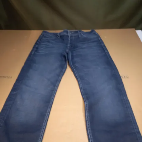 MENS JACK AND JONES DENIM JEANS SIZE 32