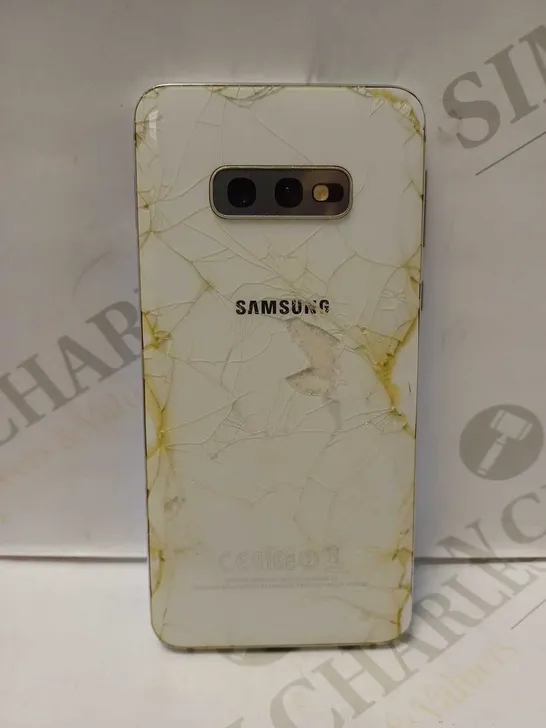 SAMSUNG GALAXY S10 EDGE - WHITE 