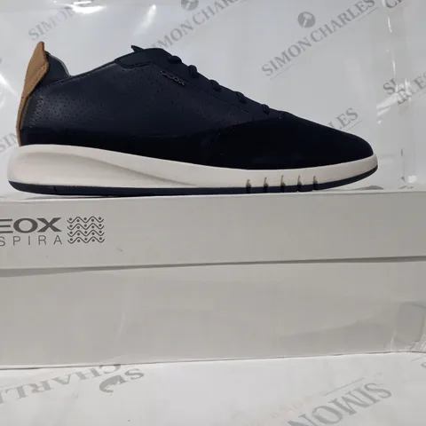 BOXED PAIR OF GEOX RESPIRA SHOES IN NAVY UK SIZE 10