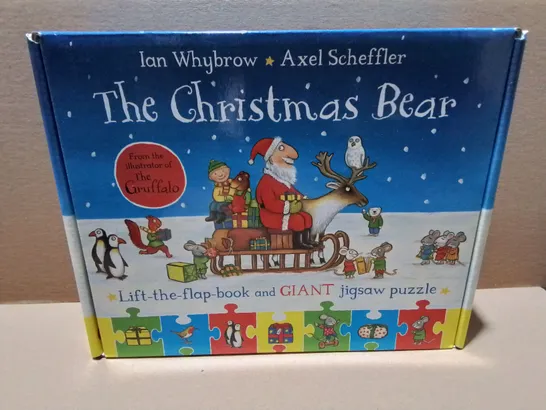 LOT OF 7 BRAND NEW THE CHRISTMAS BEAR BOOK AND JIGSAW SET