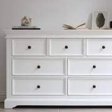 BOXED STANLEY CHEST OF DRAWERS 7 DRAWER IN WHITE (2 BOXES)