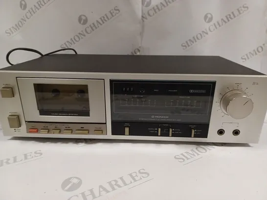 UNBOXED PIONEER STEREO CASSETTE TAPE DECK CT-320