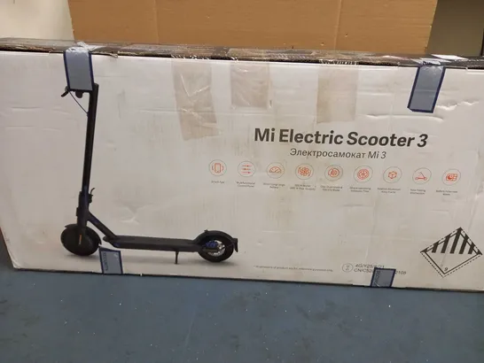 MI ELECTRIC SCOOTER 3 RRP £499.99