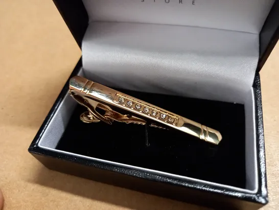 THE CUFFLINK STORE GOLD LOOK TIE CLIP