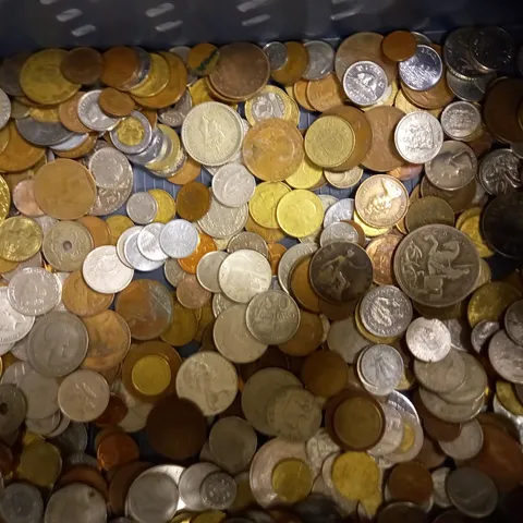 LOT OF APPROXIMATELY 150 ASSORTED COINS