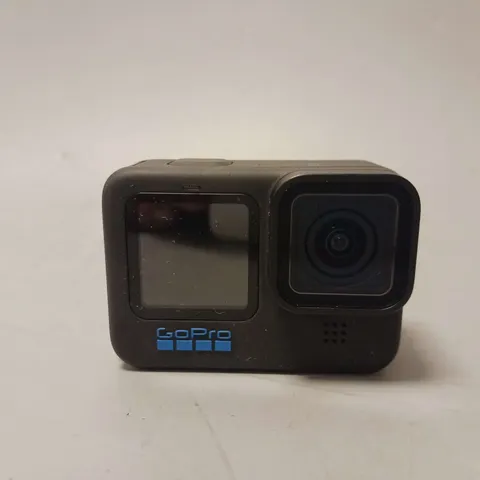 GO PRO HERO 11