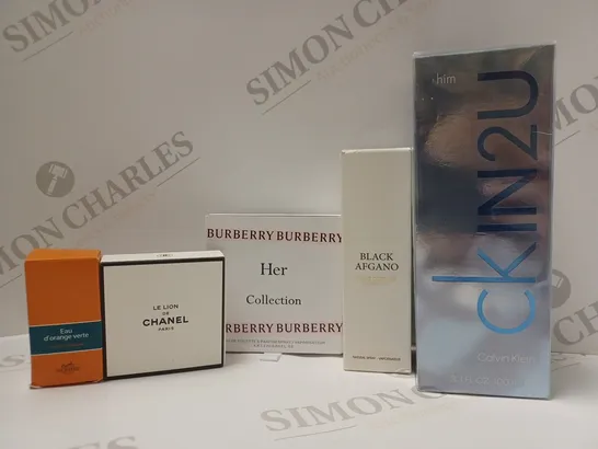 BOX OF APPROX 5 ASSORTED FRAGRANCE PRODUCTS TO INCLUDE CLAVIN KLEIN CKIN2U EAU DE TOILETTE, BURBERRY HER EAU DE PARFUM, HERMES PARIS EAU D'ORANGE VERTE EAU DE COLOGNE, ETC 