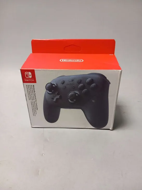 BOXED INTENDO SWITCH PRO CONTROLLER 