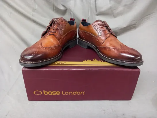 BOXED PAIR OF BASE LONDON LENNOX SHOES IN WASHED BROWN UK SIZE 7