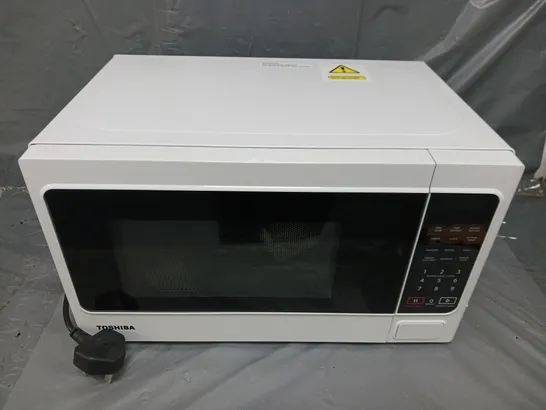 BOXED TOSHIBA MICROWAVE OVEN IN WHITE