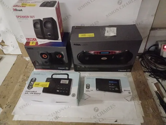 LOT OF 5 ASSORTED MUSIC SYSTEMS TO INCLUDE RADIOS, CD PLAYERS AND COMPUTER SPEAKERS