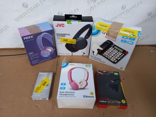 LOT OF APPROXIMATELY 20 ELECTRICAL ITEMS TO INCLUDE WIRELESS HEADPHONES, BIG BUTTON CORDED PHONE, WIRELESS KEYBOARD ETC