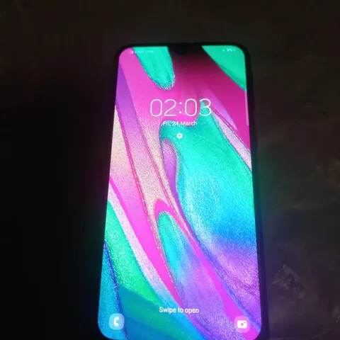 SAMSUNG GALAXY A40