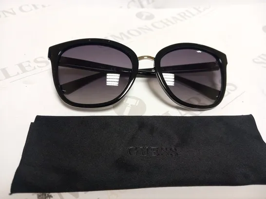 GUESS SUNGLASSES