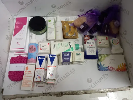 LOT OF APPROX 20 ASSORTED HEALTH AND BEAUTY ITEMS TO INCLUDE SOAPS, DEODERANTS, FOOT CREAM ETC