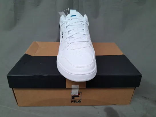 BOXED PAIR OF FILA SHOES IN WHITE UK SIZE 11