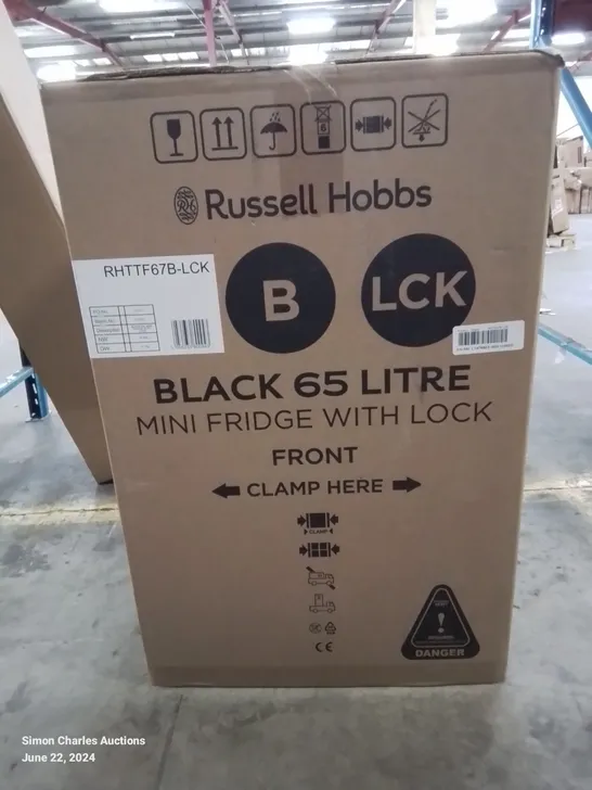 BRAND NEW RUSSELL HOBBS BLACK 65 LITRE MINI FRIDGE WITH LOCK 