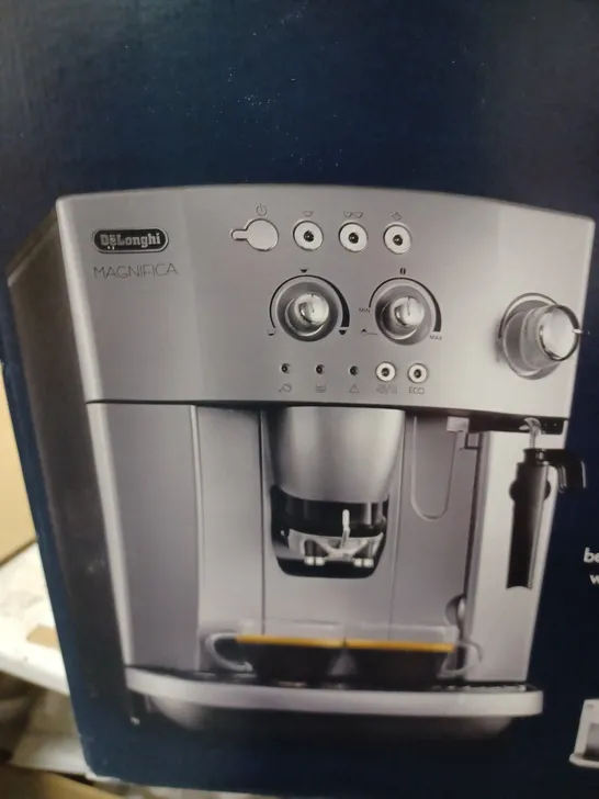 DELONGHI MAGNIFICA COFFEE MACHINE 