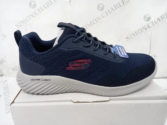 SKECHERS MENS AIR COOLED MEMORY FOAM TRAINERS - SIZE 8