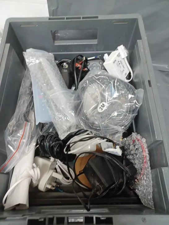 BOX OF APPROXIMATELY 20 ASSORTED ELECTRICAL ITEMS TO INCLUDE CABLES, REMOTE CONTROLS AND PLUGS