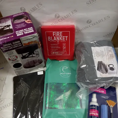 BOX OF APPROXIMATELY 10 ASSORTED HOUSEHOLD ITEMS TO INCLUDE FIRE BLANKET, PILLOW COVERS, COMPUTER CLEANING KIT ETC