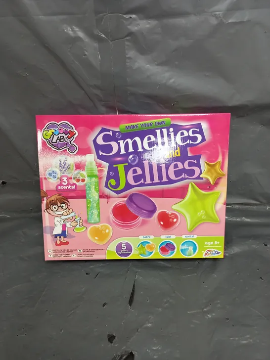 BOX OF APPROX 12 GROOVY LABZ MAKE YOUR OWN SMELLIES AND JELLIES KITS