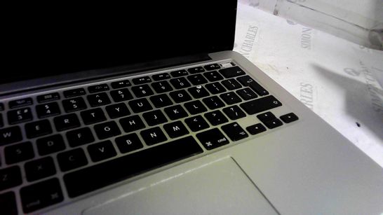 APPLE MACBOOK PRO CORE I7