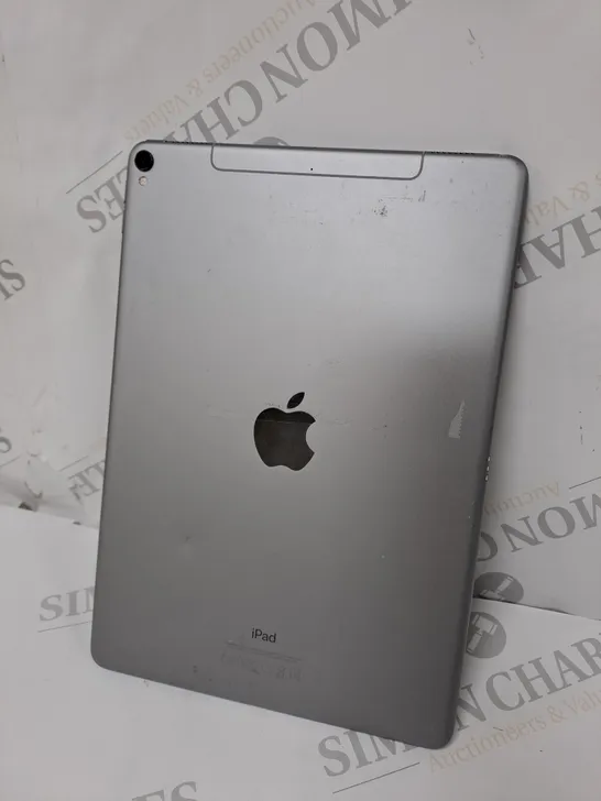 APPLE 3RD GENERATION IPAD