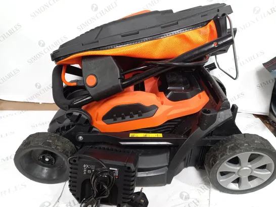 BOXED YARD FORCE 32CM LAWNMOWER AND TRIMMER