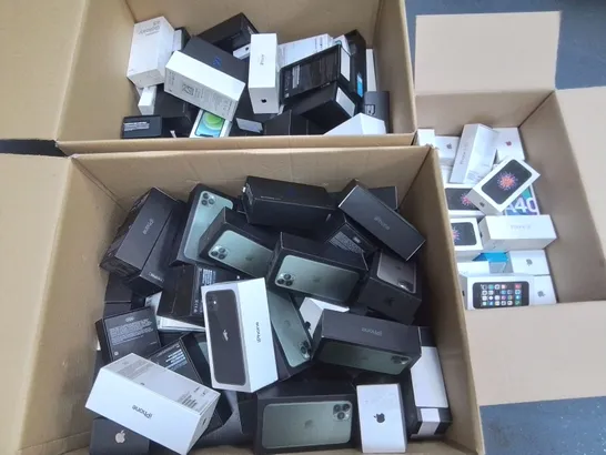 LARGE QUANTITY OF ASSORTED MOBILE PHONE BOXES